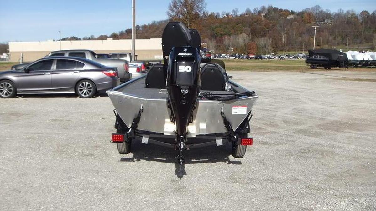 2025 Crestliner Boats 1600 Storm