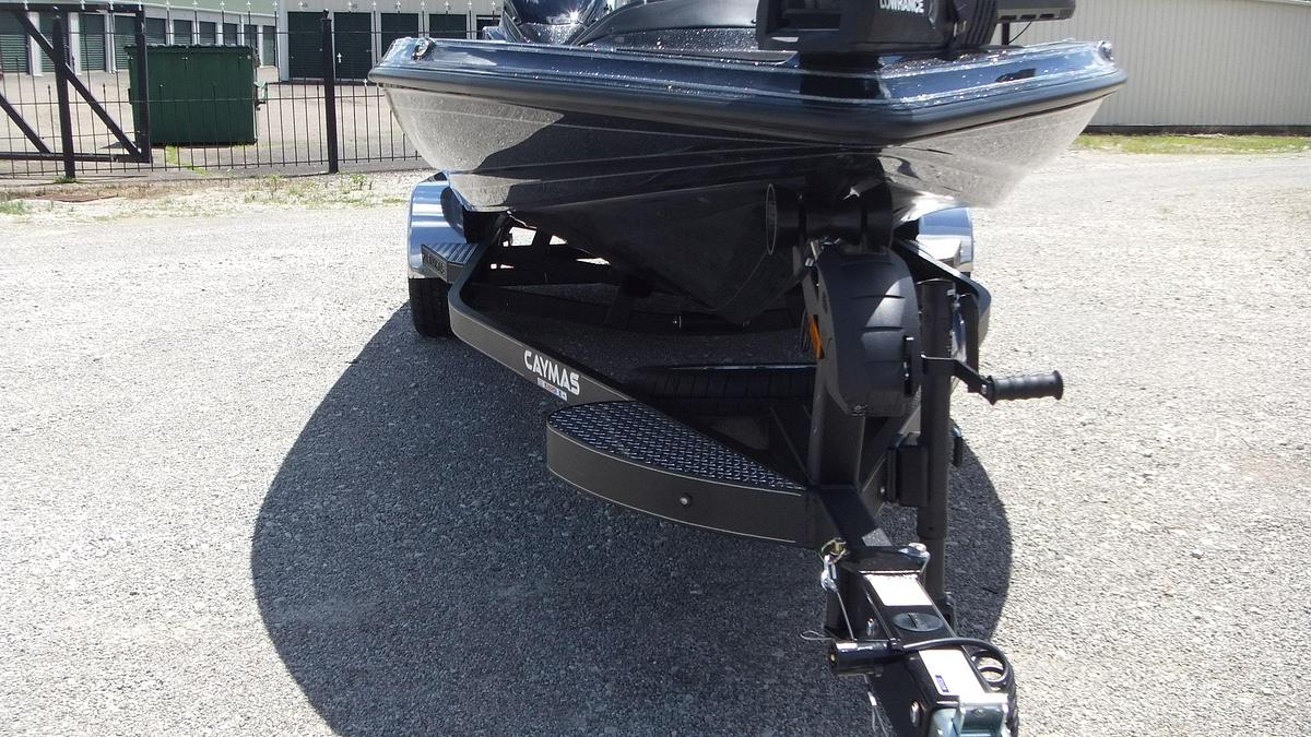 2027 Caymas Boats CX21 PRO