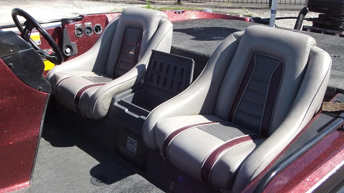 Used 1995 Stratos Boats 201PXL