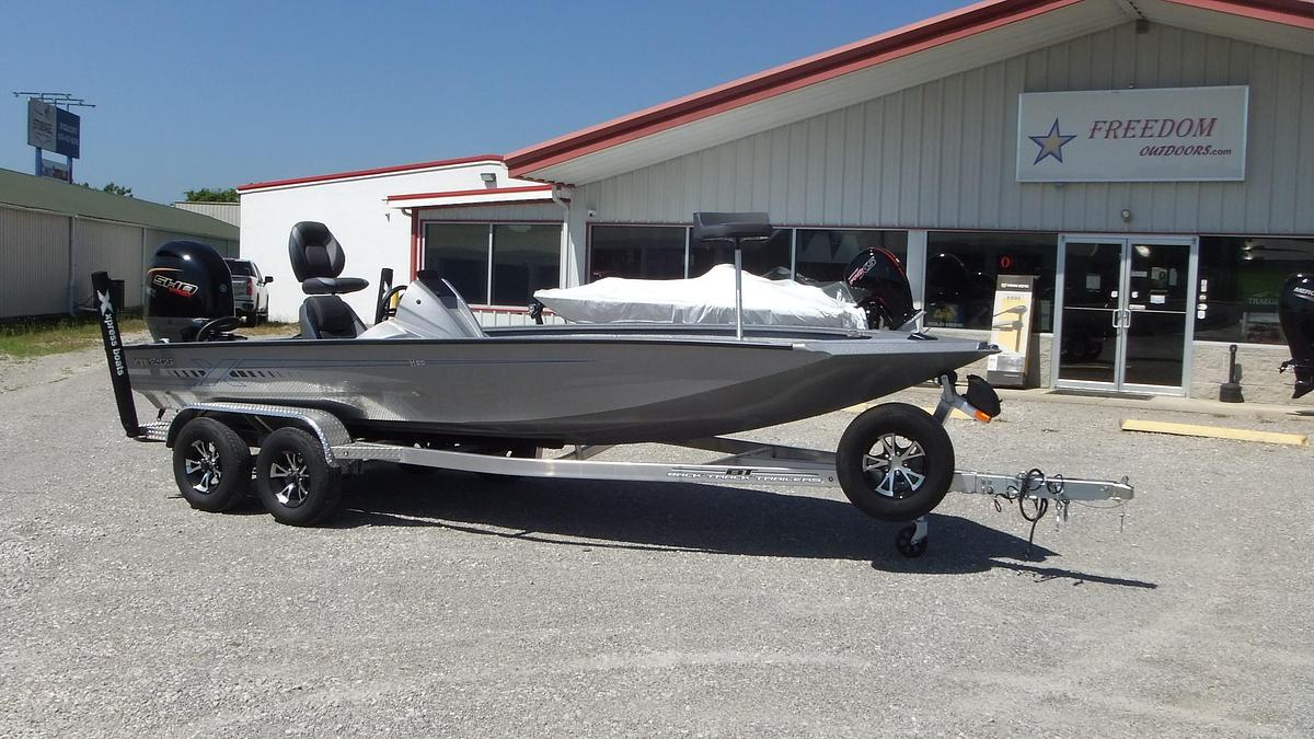 2027 Xpress Boats H20