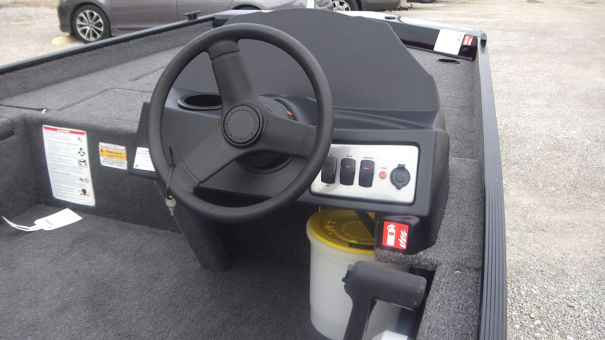 2026 Crestliner Boats 1700 Storm