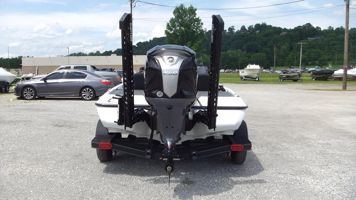 2025 Skeeter Boats ZXR21