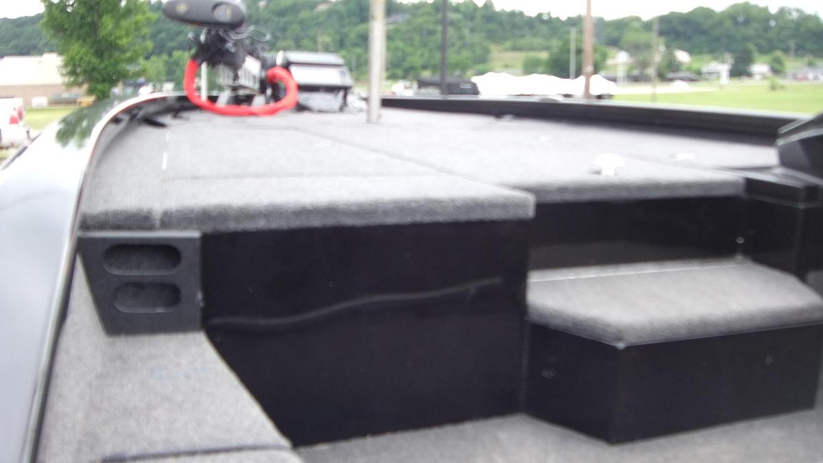 Used 2019  Vexus Boats AVX 1980