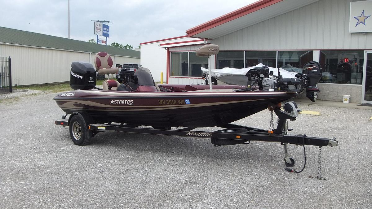 Used 2006 Stratos Boats 294PXL