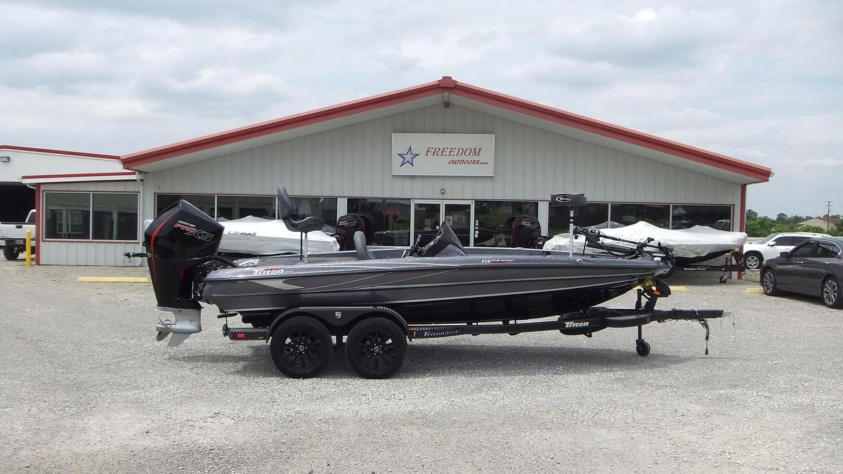 Used 2023 Triton Boats 19TRXP