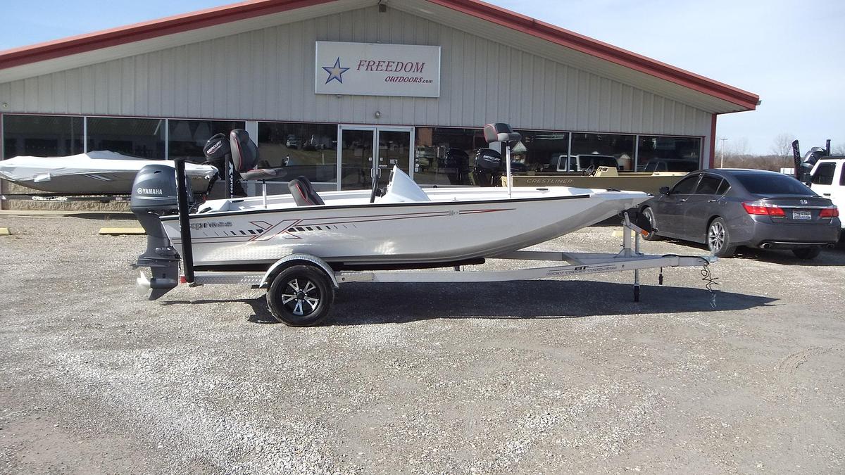 2025 Xpress Boats H17