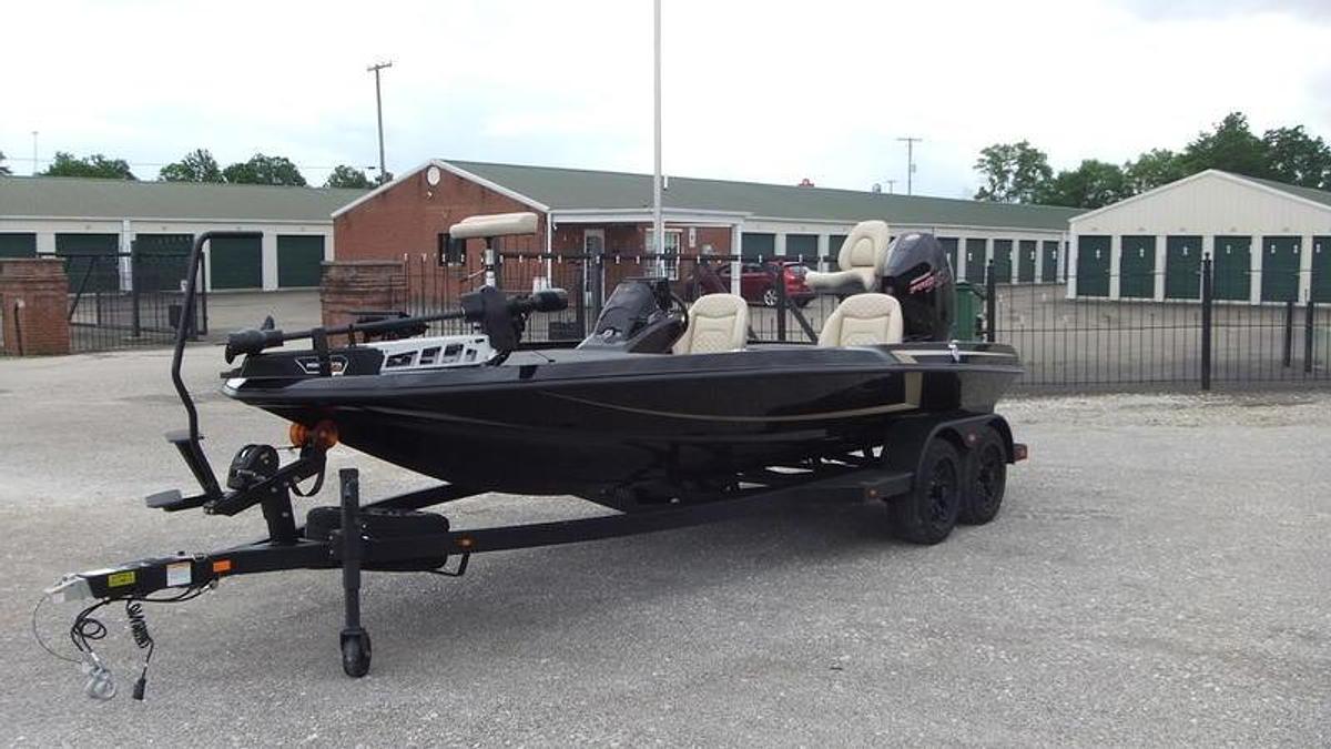 2026 IKON Boats VLE21