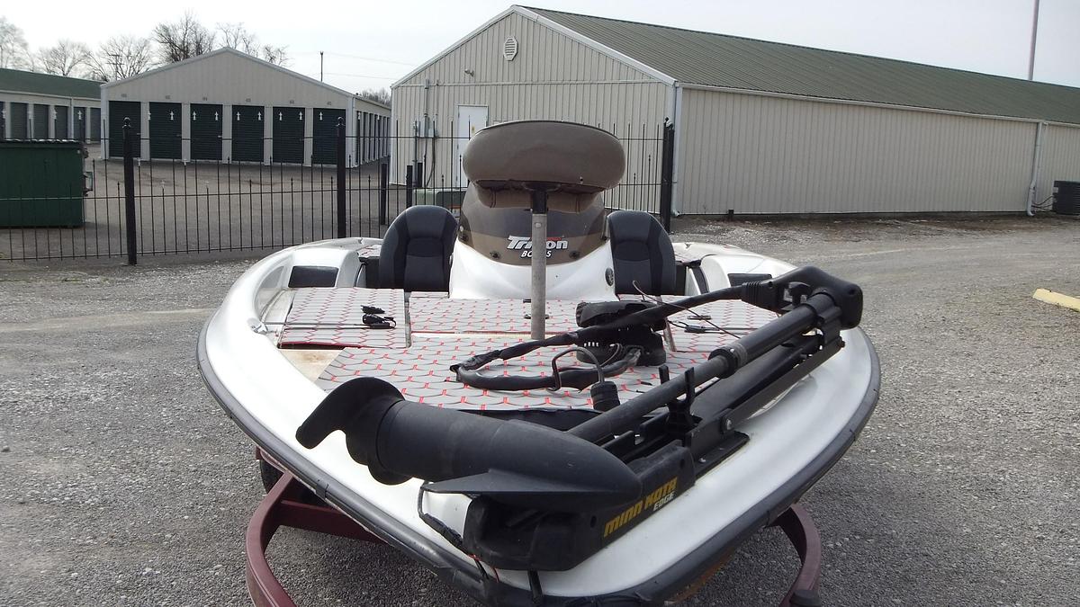 Used 2000 Triton Boats 200XP