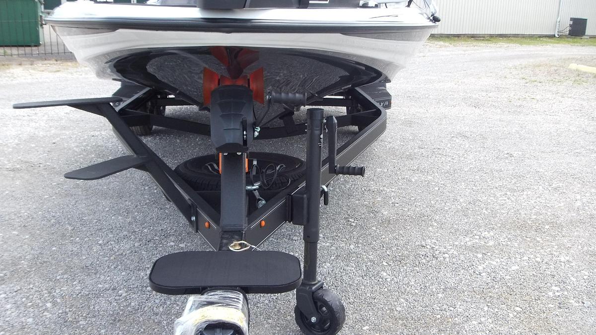 2025 Skeeter Boats ZXR21