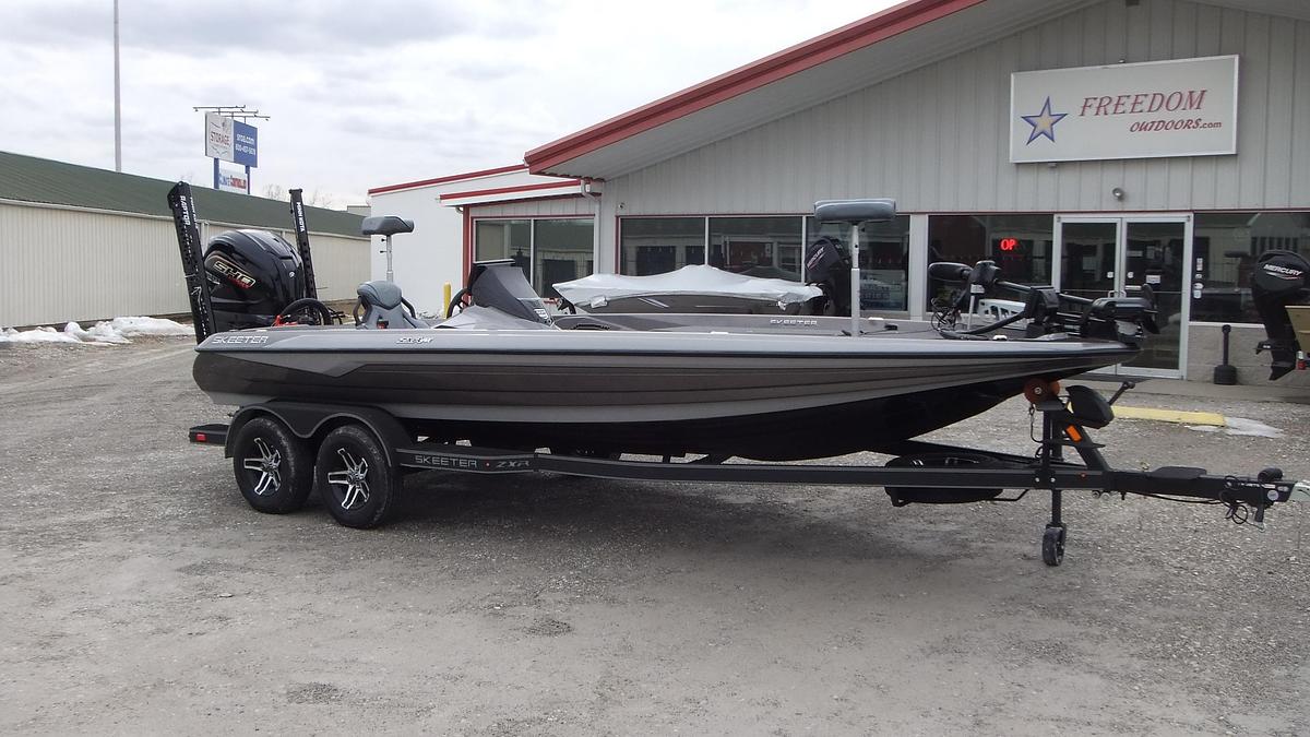 2025 Skeeter Boats ZXR21