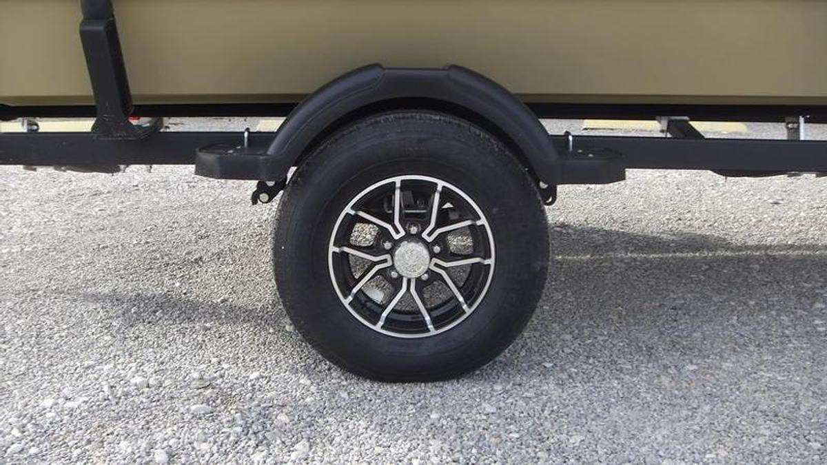 2025 Crestliner Boats 1760 Retriever SC