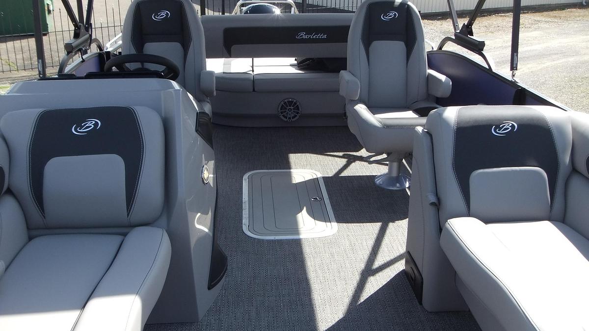 2026 Barletta Pontoons Aria A22UC