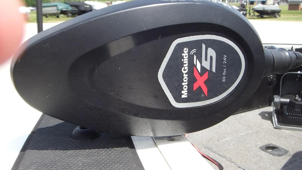 Used 2018  Tracker Boats Targa V19