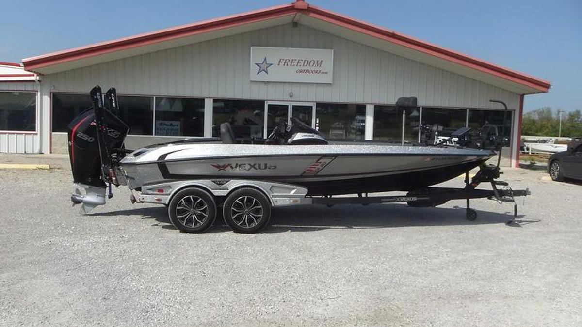 Used 2022 Vexus Boats VX20