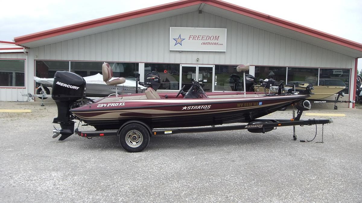 Used 2006 Stratos Boats 294PXL