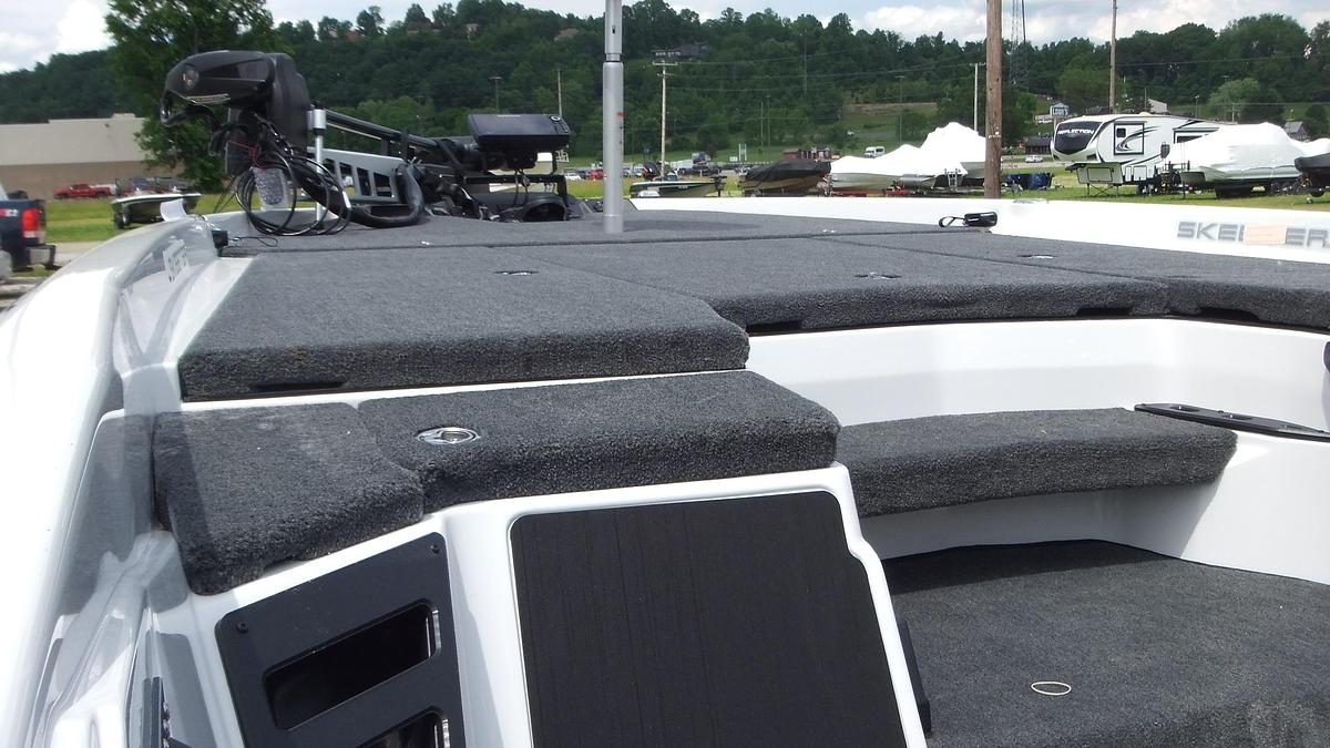 2025 Skeeter Boats ZXR21