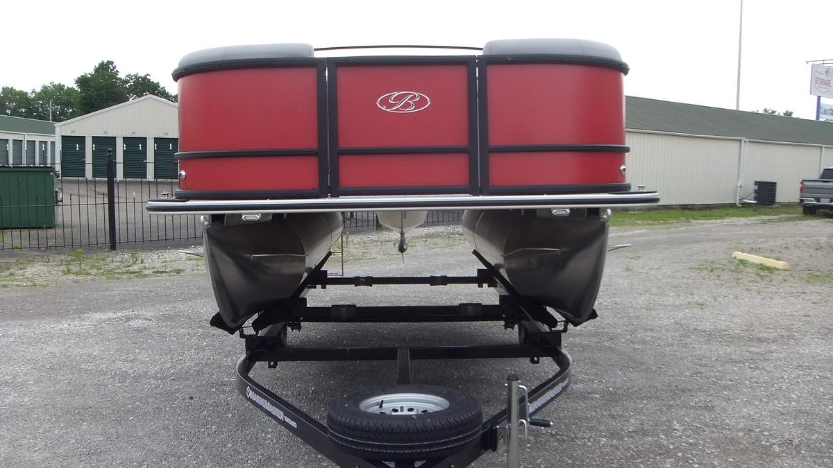 2026 Bentley Pontoons 18LE