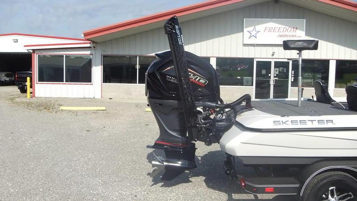 2025 Skeeter Boats ZXR21