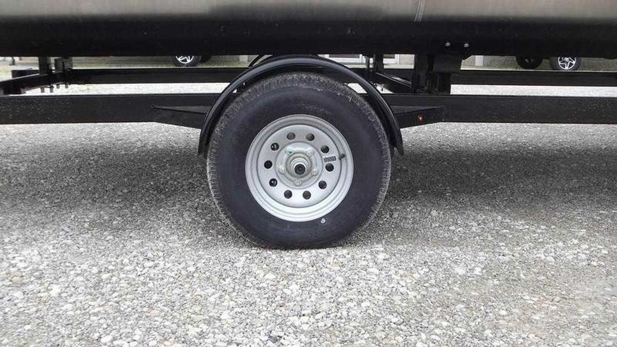 2025 Bentley Pontoons Legacy 200 Navigator