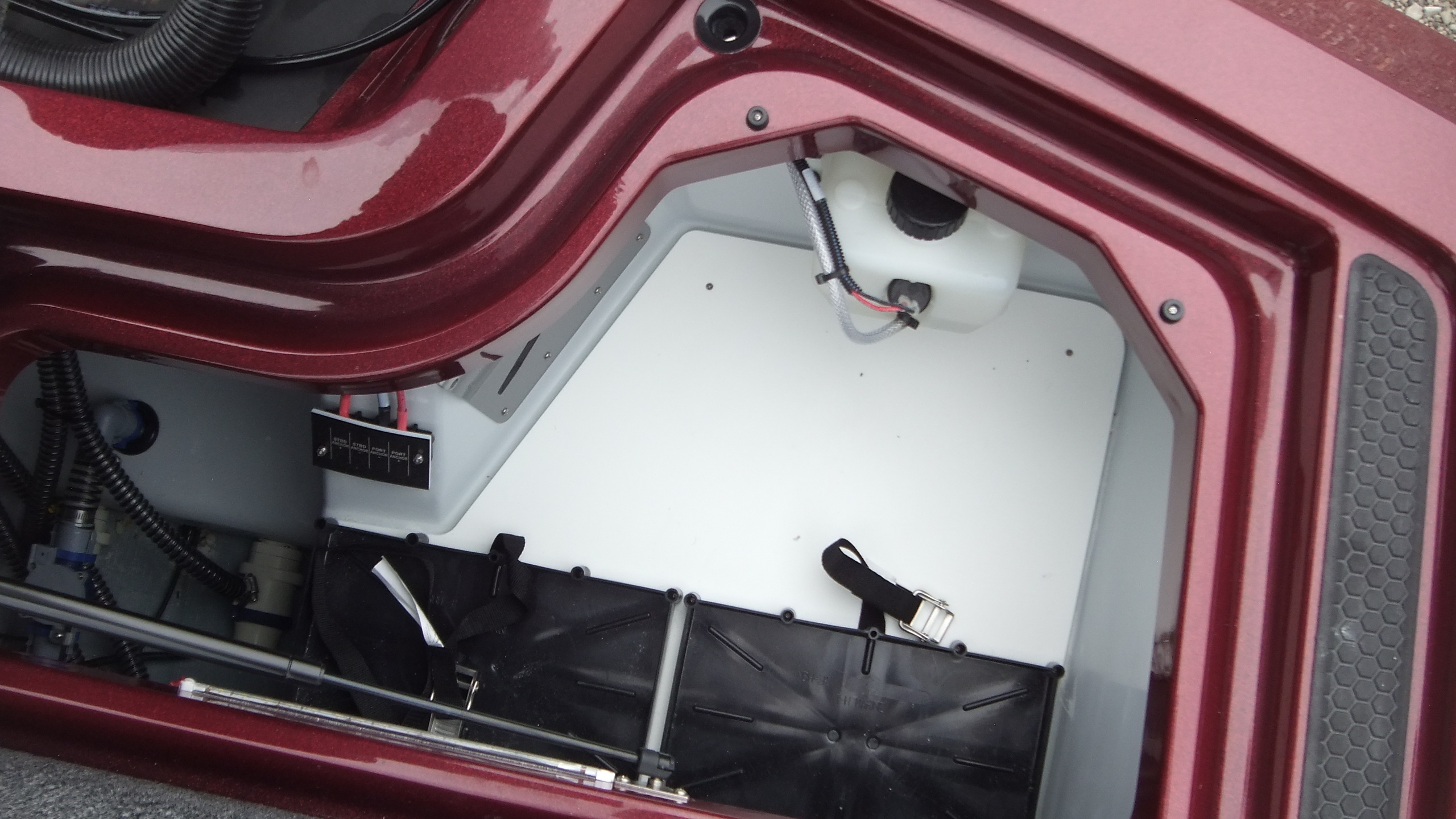 2027 IKON Boats vlx20