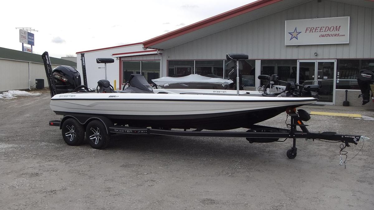 2025 Skeeter Boats ZXR21