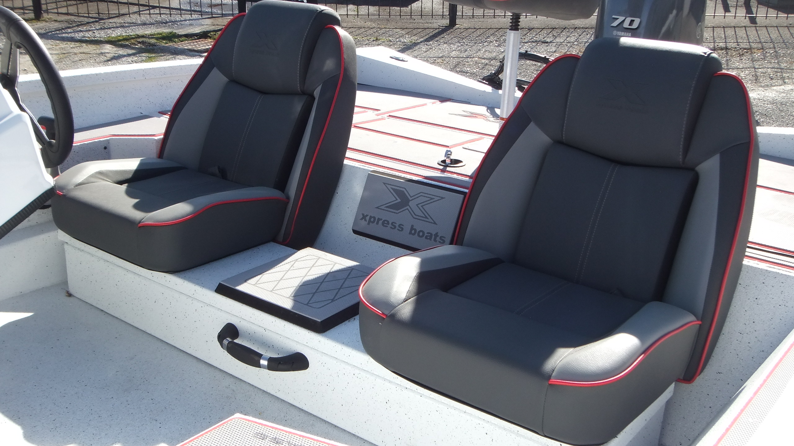 2025 Xpress Boats H17