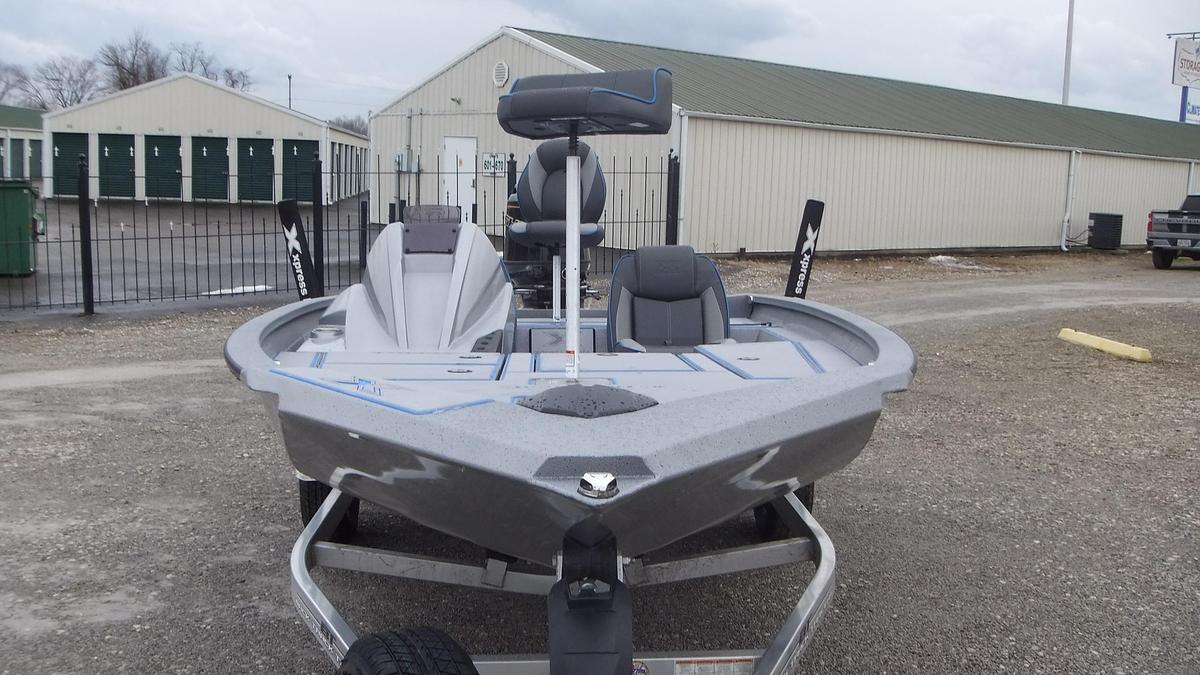 2026 Xpress Boats H18