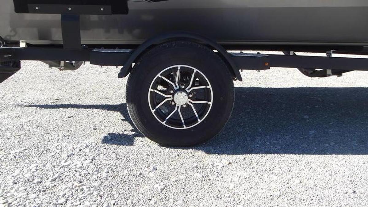 2026 Crestliner Boats XF179