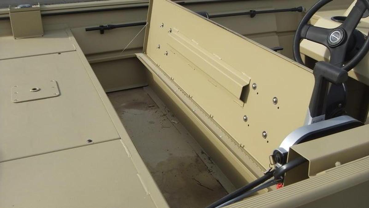 2025 Crestliner Boats 1760 Retriever SC