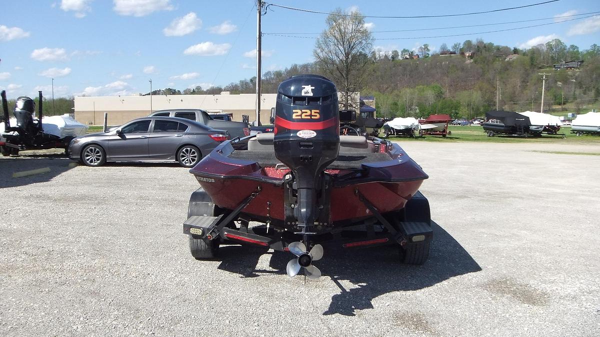 Used 1995 Stratos Boats 201PXL