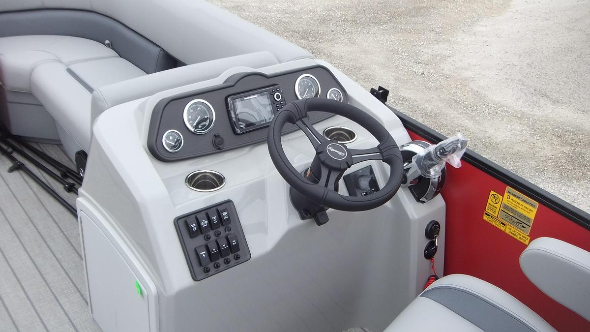 2026 Bentley Pontoons 18LE
