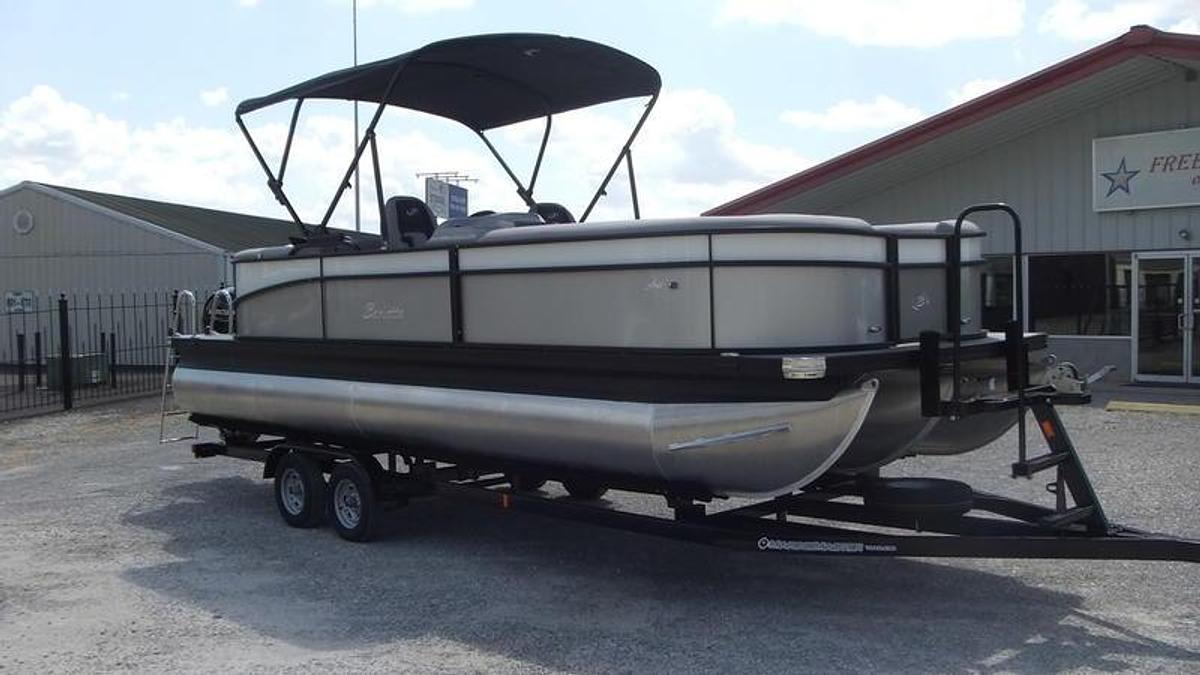 2025 Barletta Pontoons Aria A24QC