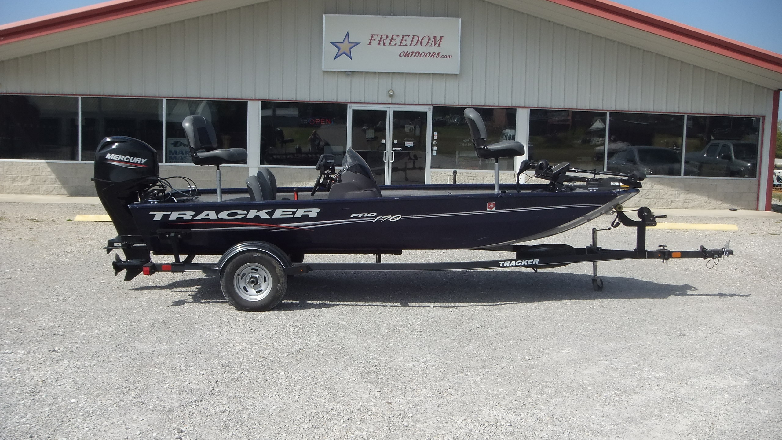 Used 2020  Tracker Boats Pro 170