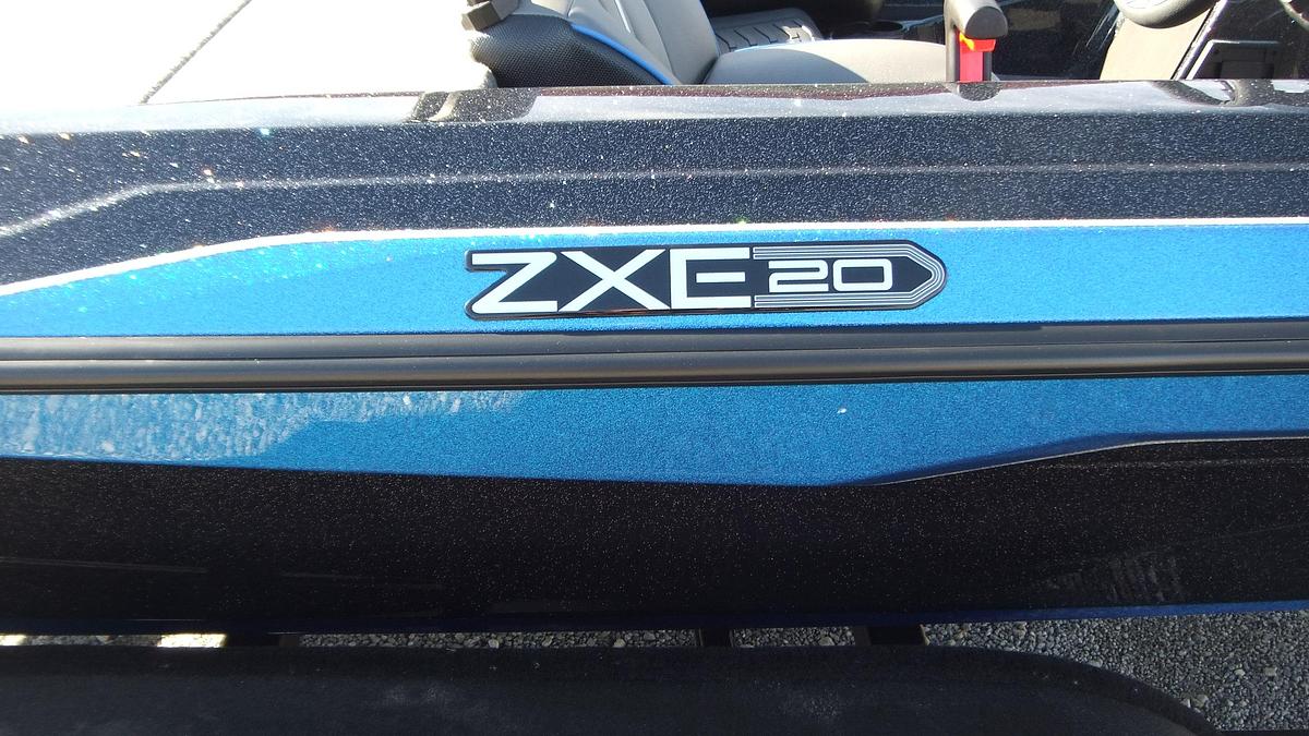 2026 Skeeter Boats ZXE20