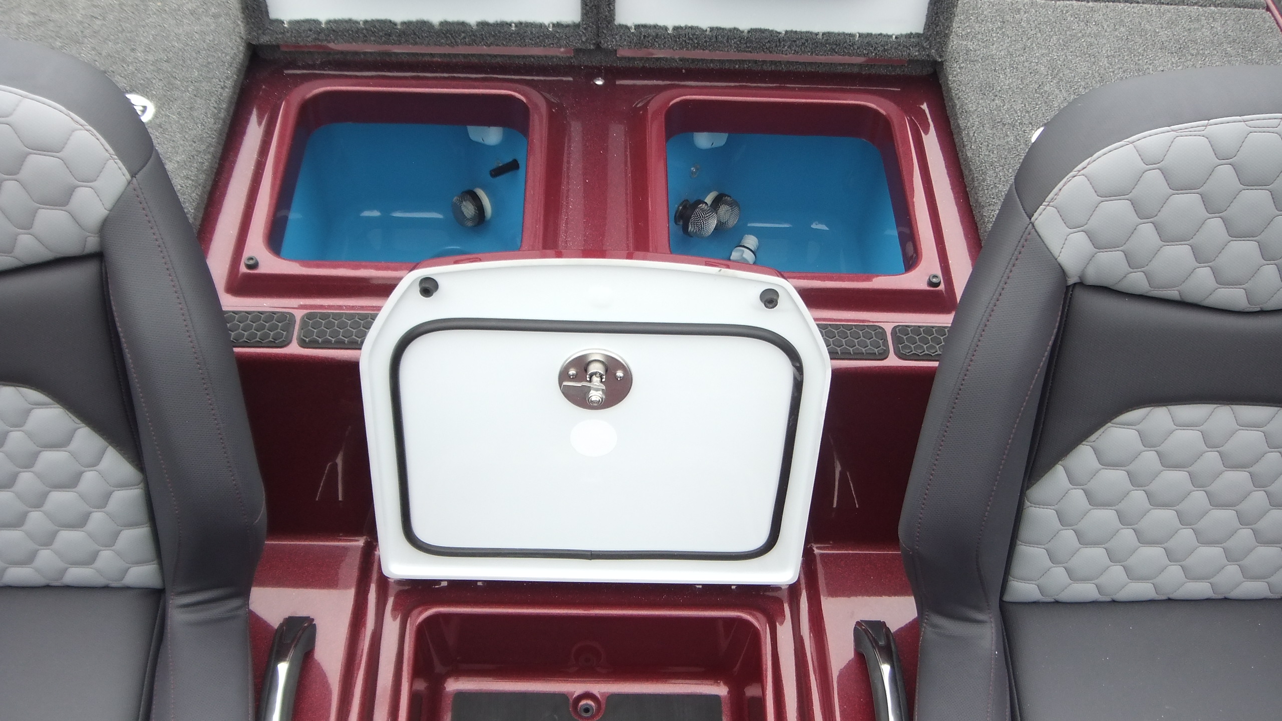 2027 IKON Boats vlx20