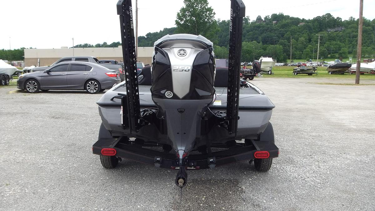 2025 Skeeter Boats ZXR21