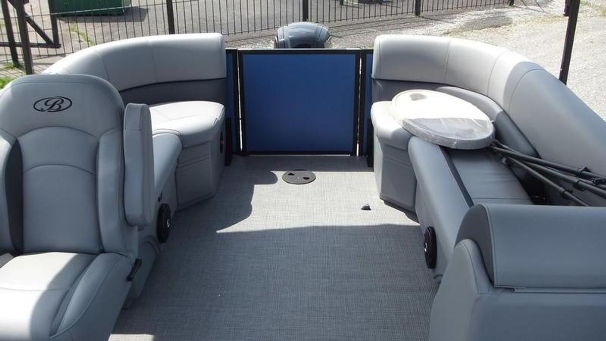 2025 Bentley Pontoons LE200 CW