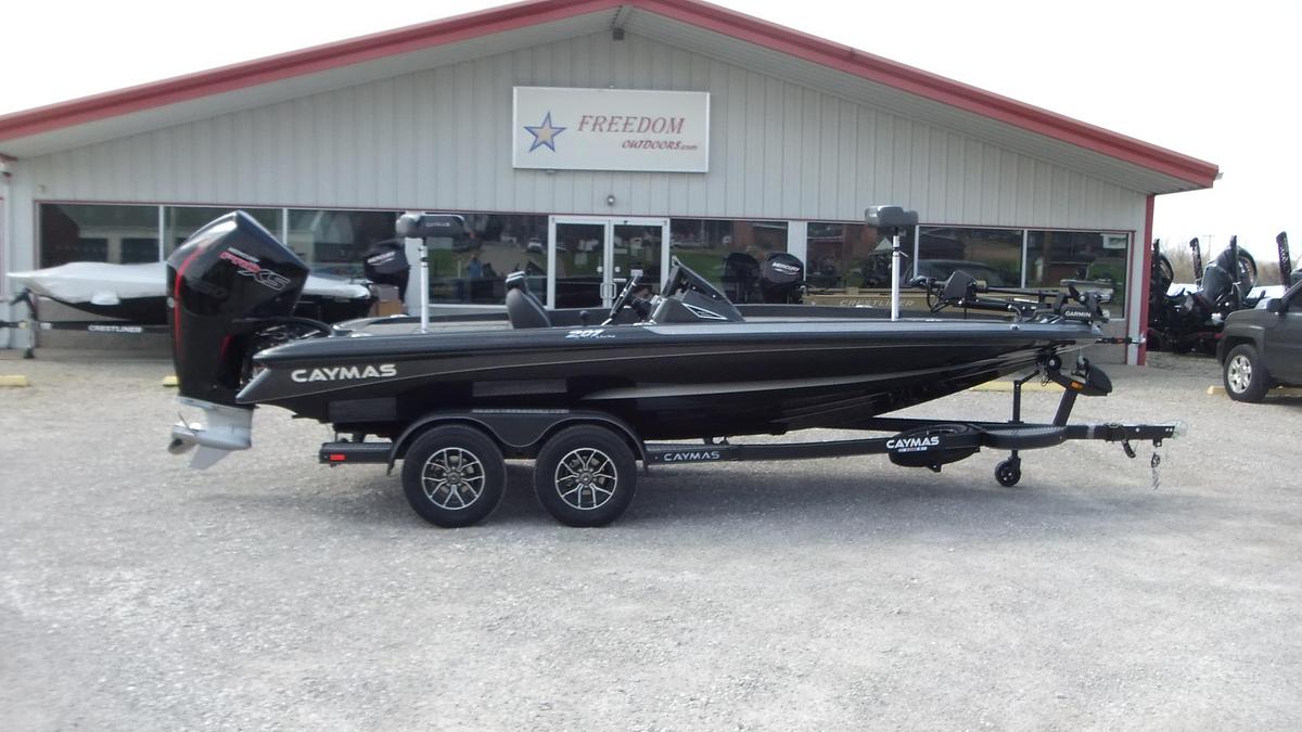 2027 Caymas Boats 201 PRO