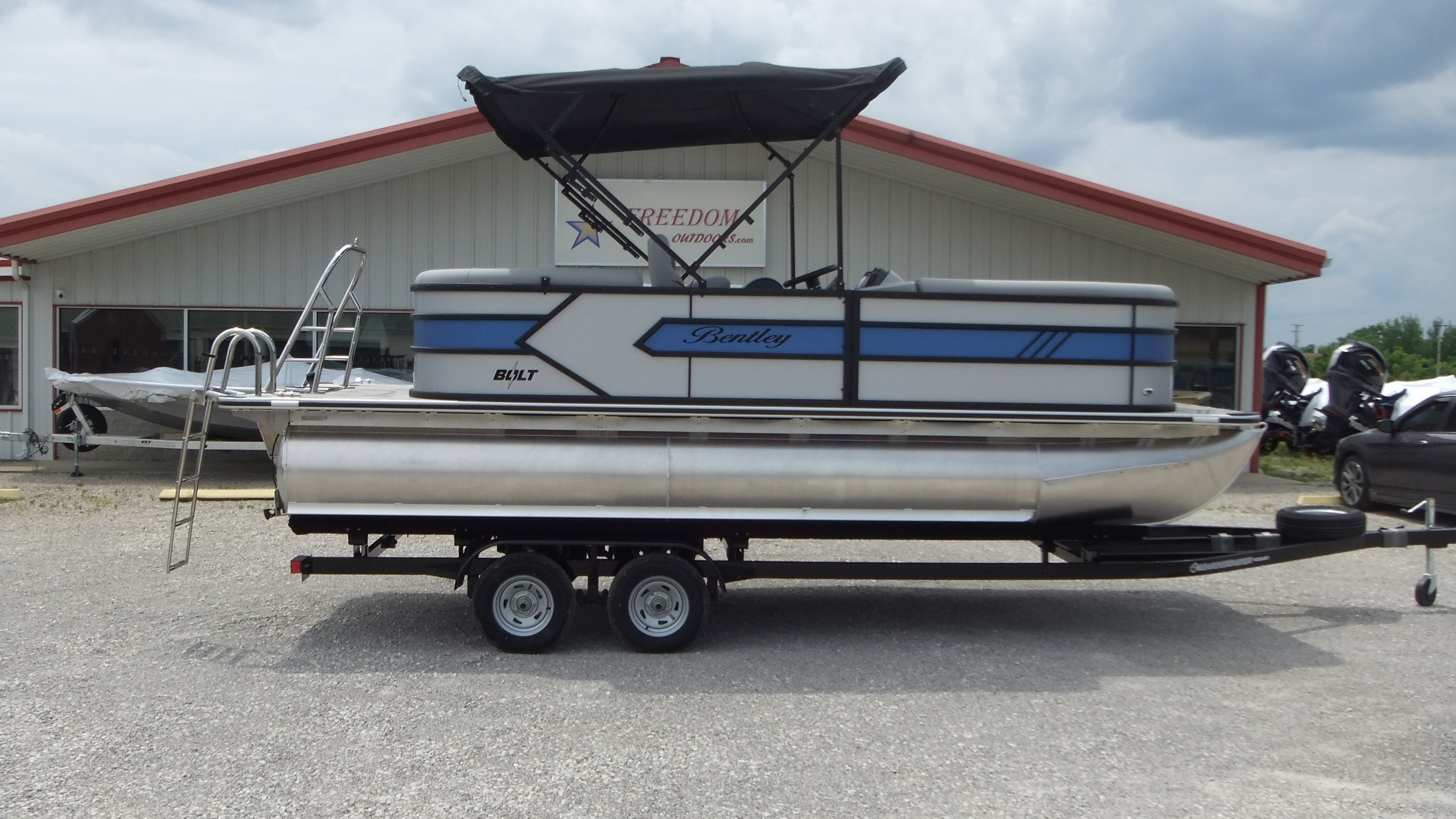 2026 Bentley Pontoons Bolt