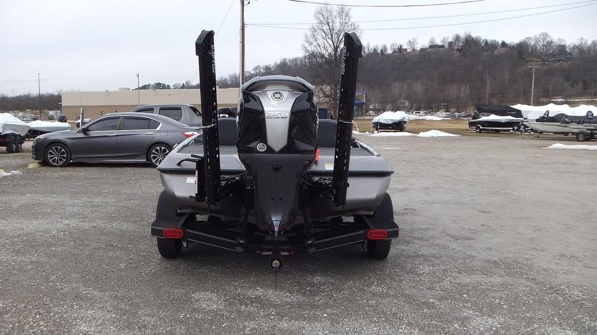 2025 Skeeter Boats ZXR21