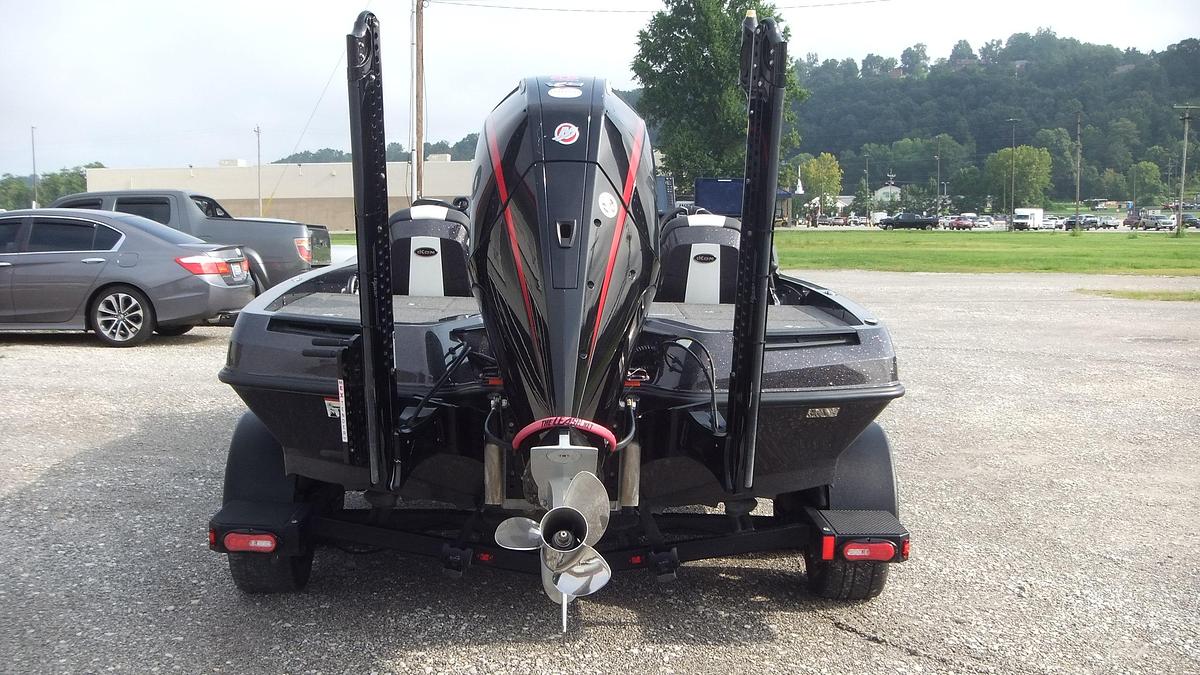 Used 2024 IKON Boats LXE20