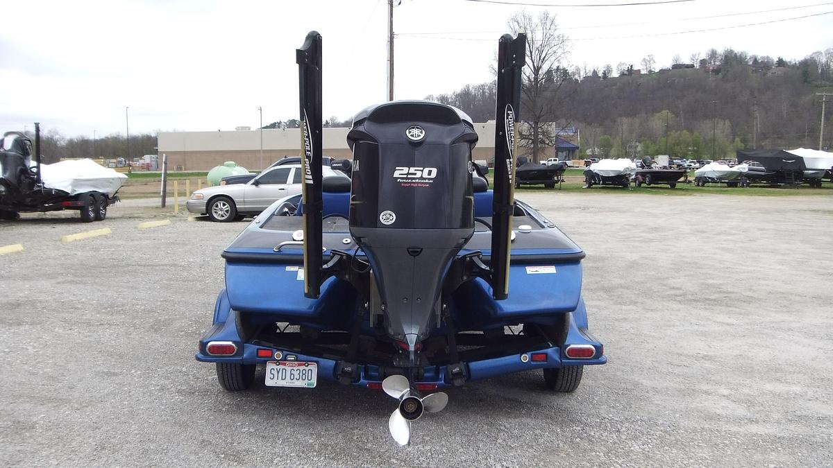 Used 2012 Skeeter Boats FX20