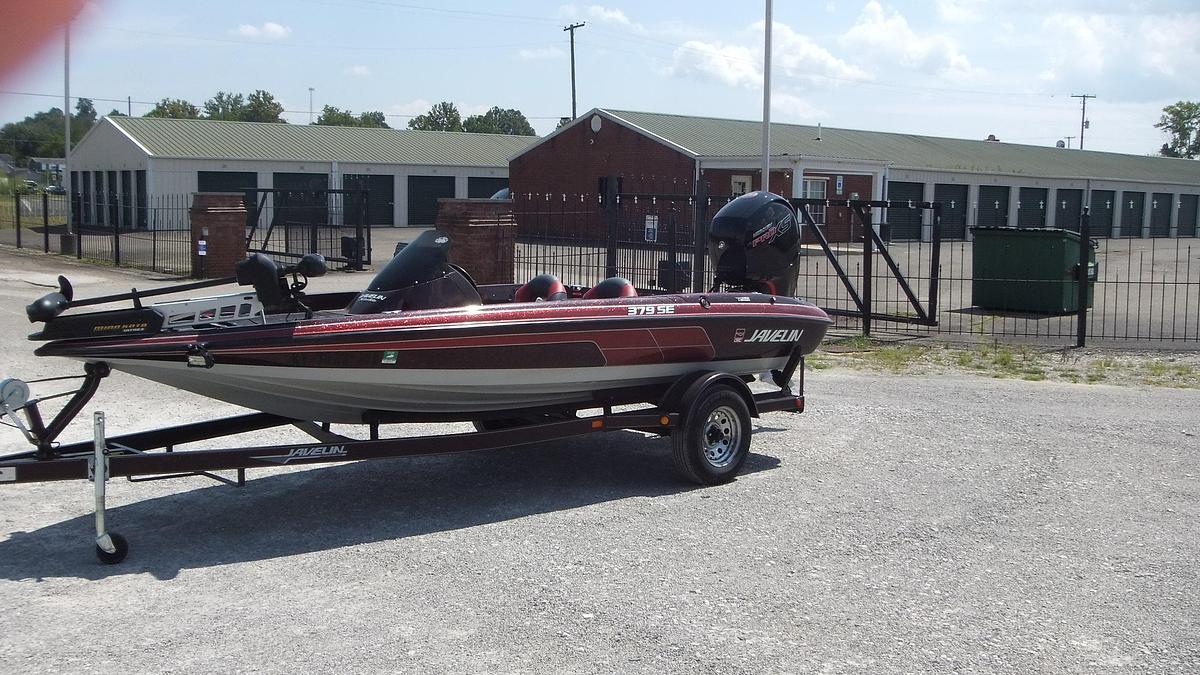 Used 1996 Javelin Boats 379SE