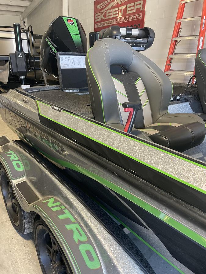 Used 2019 Nitro Boats Z20