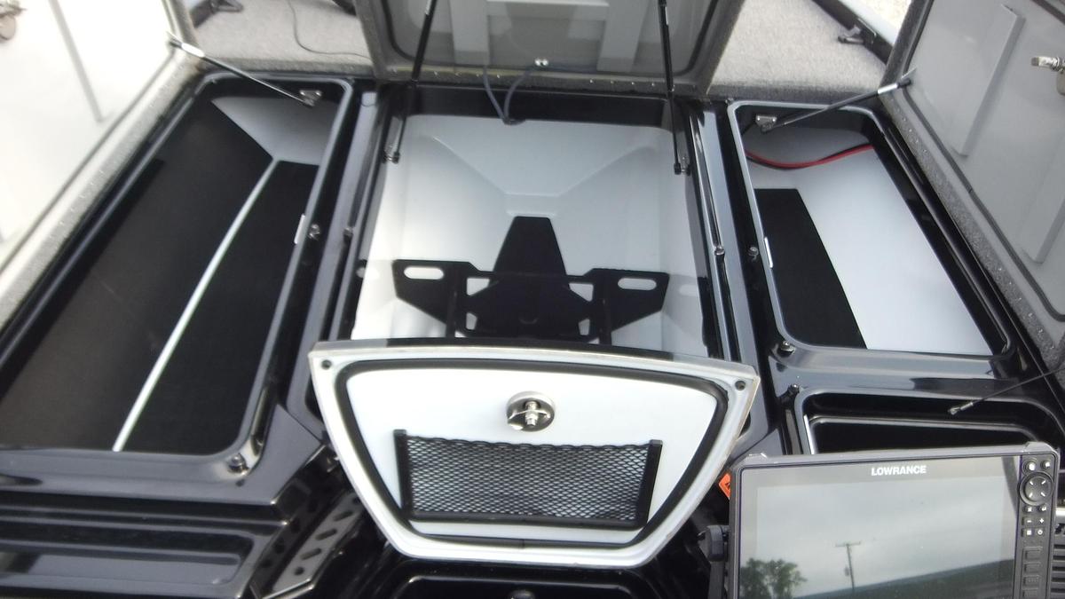 Used 2024 IKON Boats LXE20