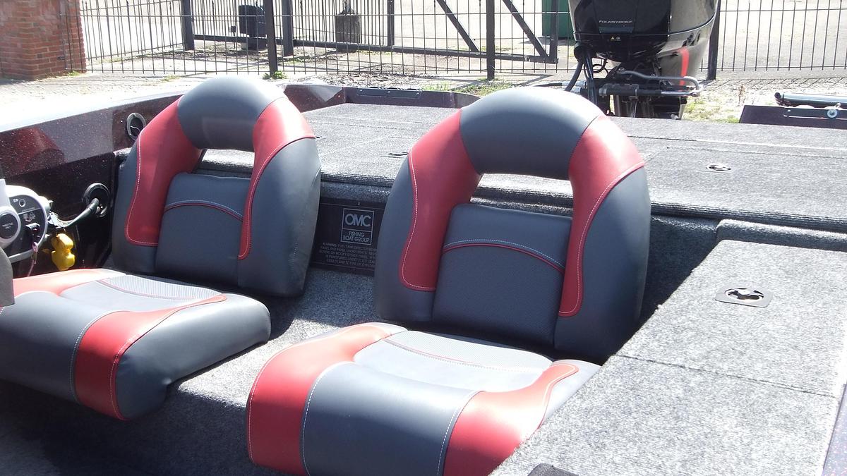 Used 1996 Javelin Boats 379SE