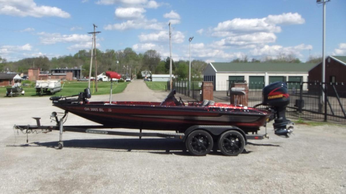 Used 1995 Stratos Boats 201PXL