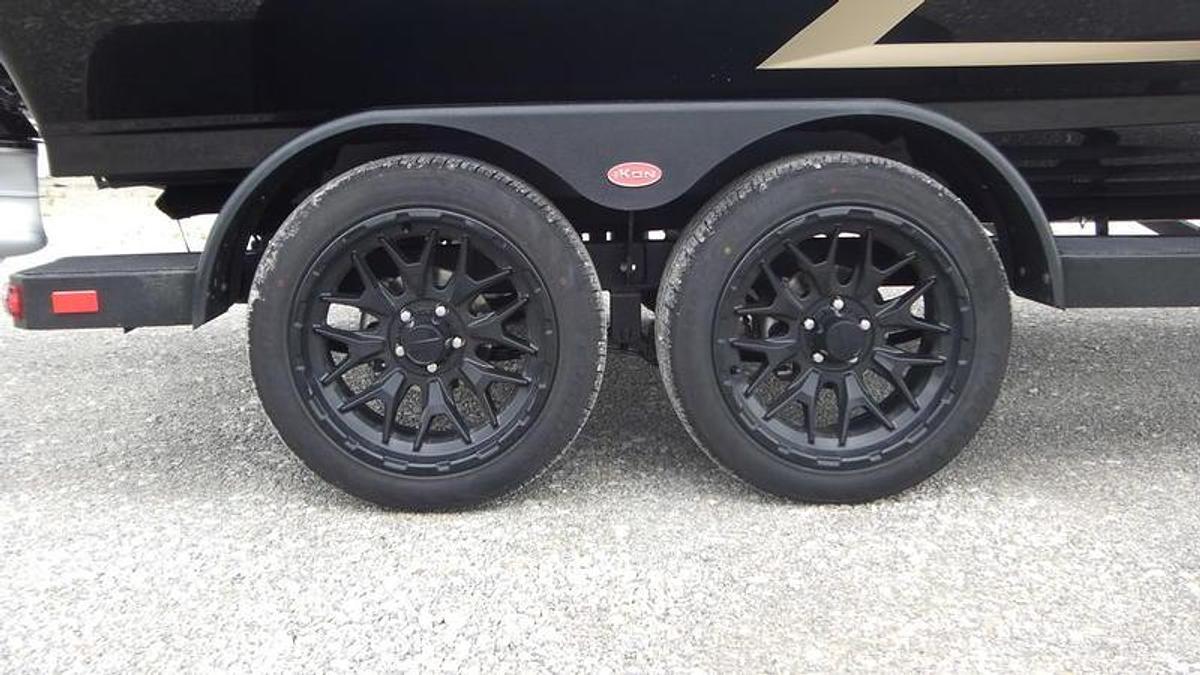 2026 IKON Boats VLE21