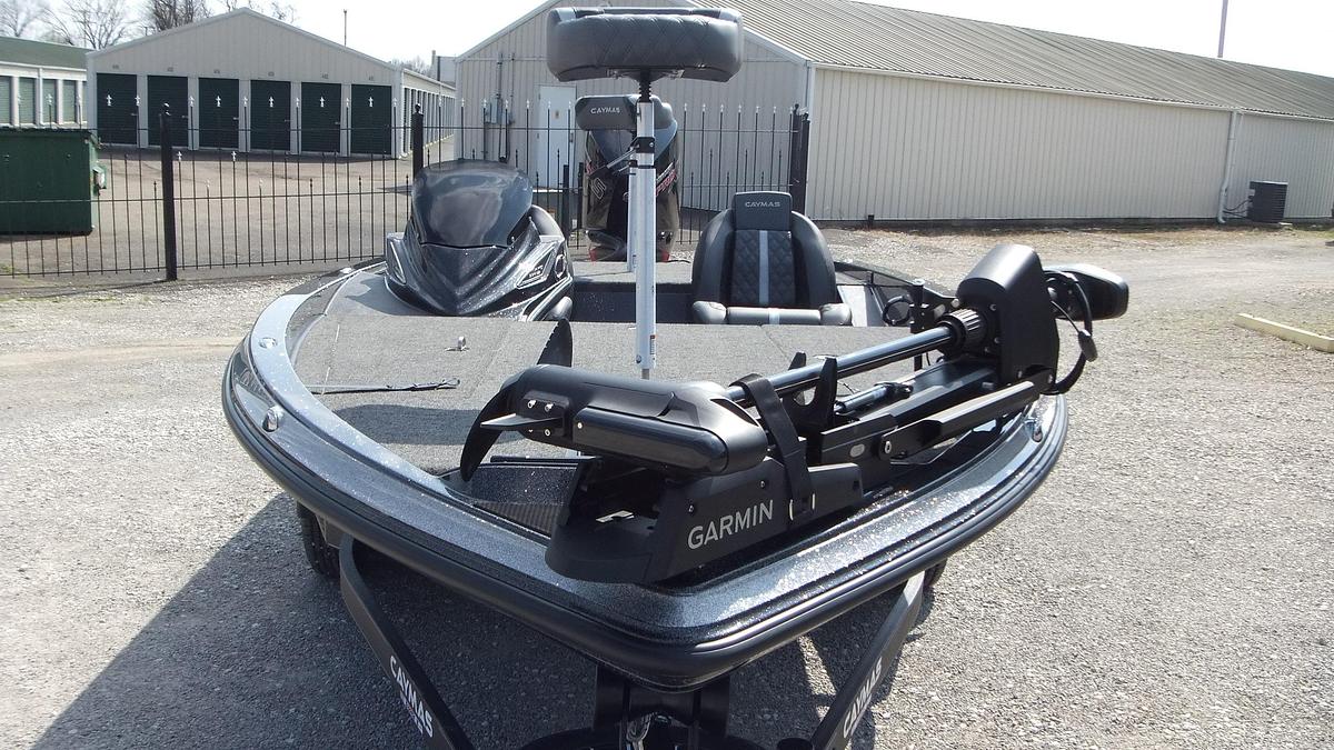 2027 Caymas Boats 201 PRO