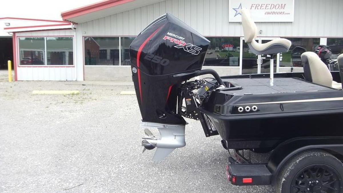 2026 IKON Boats VLE21